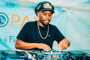 De Mthuda & Sam Deep – Mjolo (Vocal Mix)